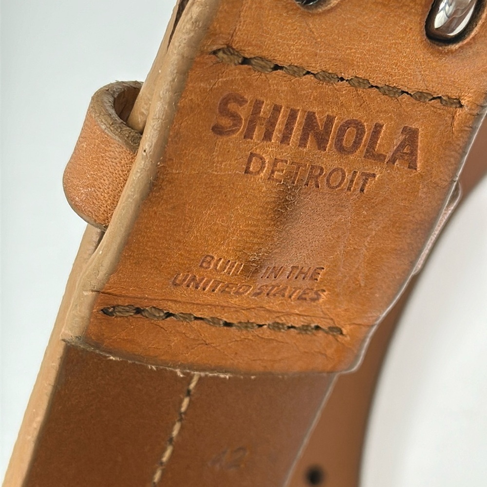 Shinola Detroit rare two-prong tan leather belt, size 42 - Picture 4 of 9